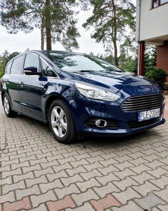 Ford S-Max cena 53900 przebieg: 173500, rok produkcji 2016 z Ujście małe 301